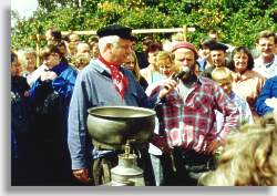 Vorf�hrung zur Herstellung von Butter und K�se